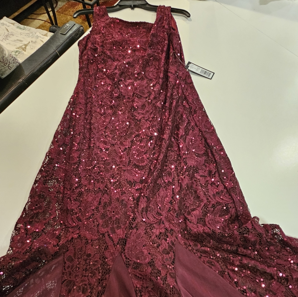 Women's NWT OYNX Size 10 Formal Burgundy Dress #NYE #Wedding #Formal